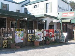 Robin Hood Hotel - Northern Rivers Accommodation 1