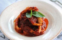 The Groper & His Wife - Northern Rivers Accommodation 1