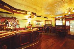 Willie McBrides Irish Bar - Northern Rivers Accommodation 2