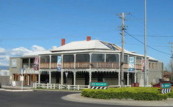 The Oxford Bathurst - Northern Rivers Accommodation 3
