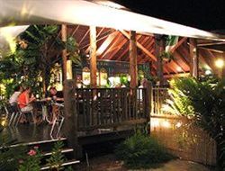 Willie McBrides Irish Bar - Northern Rivers Accommodation 3