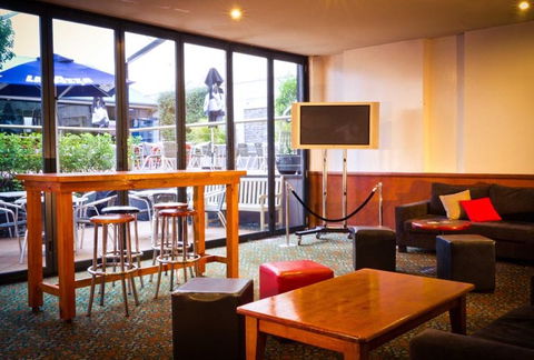 CBD Hotel Newcastle - Northern Rivers Accommodation 1