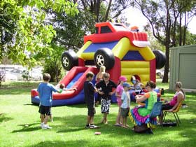 Pinjarra Race Club - Northern Rivers Accommodation 1