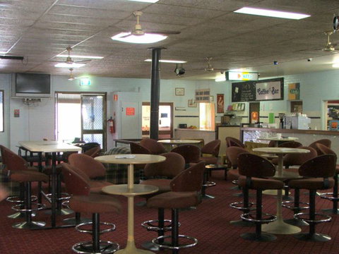 Red Hummingbird Bar - Northern Rivers Accommodation 4