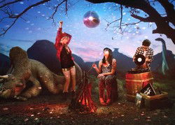 Jurassic Lounge - Northern Rivers Accommodation 0