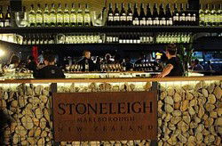 Stoneleigh Lounge - Northern Rivers Accommodation 0