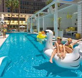 Pool Club - Northern Rivers Accommodation