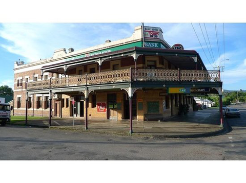 Bank Hotel Dungog - Northern Rivers Accommodation 0