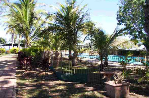 Mandorah Beach Hotel - Northern Rivers Accommodation 2