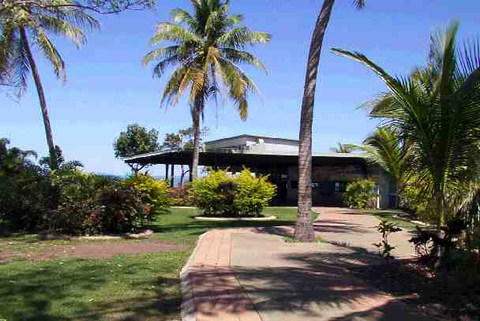 Mandorah Beach Hotel - Northern Rivers Accommodation 4
