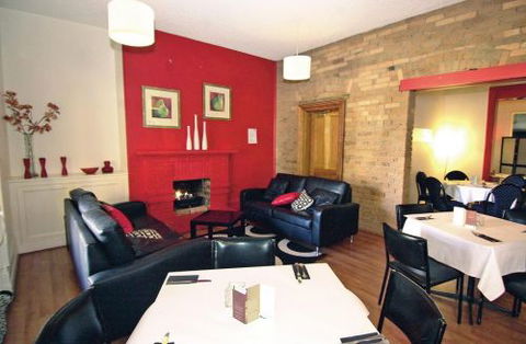 The Whistle Stop Tavern - Northern Rivers Accommodation 0