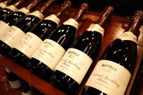 Wamberal Wine Palace - Northern Rivers Accommodation 2