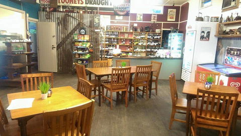 Hannam Vale Store & Bottle Shop - Northern Rivers Accommodation 2