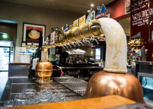 White Bull Hotel Armidale - Northern Rivers Accommodation 1