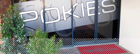 Burleigh Town Tavern - Northern Rivers Accommodation 4