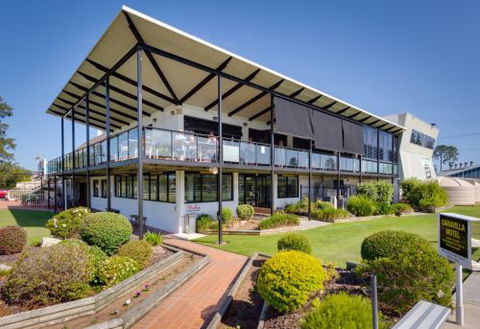 Taree Leagues Sports Club - Northern Rivers Accommodation 4