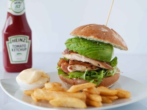 Moo Gourmet Burgers - Northern Rivers Accommodation 2