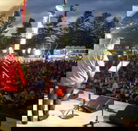 A Luminous Christmas at The Entrance - Northern Rivers Accommodation