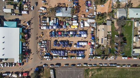 Lightning Ridge Opal Festival - Northern Rivers Accommodation 2