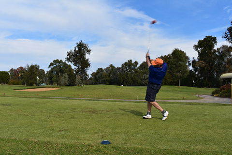 Nine And Dine Golf And Buffet Dinner With Seafood - Northern Rivers Accommodation 2