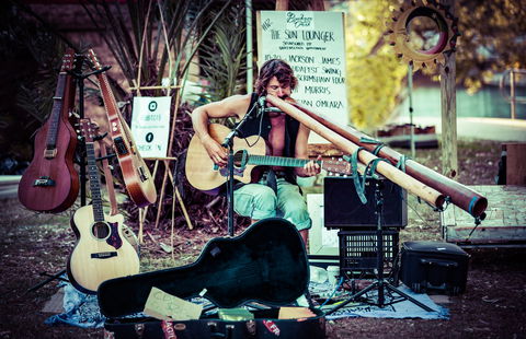 Buskers By The Lake - Northern Rivers Accommodation 0