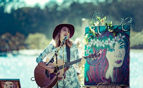 Buskers By The Lake - Northern Rivers Accommodation 2