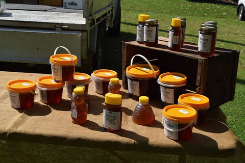 Corowa Rotary Federation Farmers And Variety Market - Northern Rivers Accommodation 0
