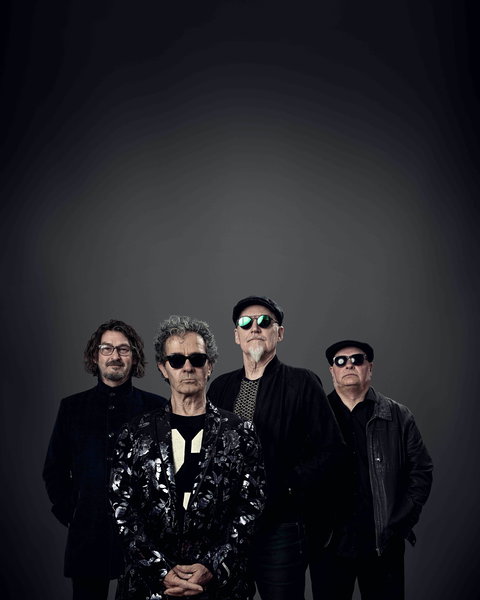 Choirboys: The Hits & 6-pack Of Bruce Springsteen - Northcote - Northern Rivers Accommodation 0