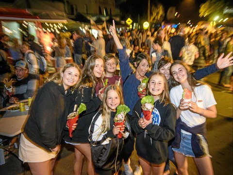 Eat Street Yamba - Northern Rivers Accommodation 1