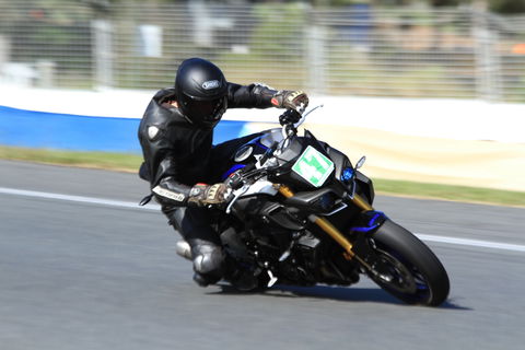 QR Moto Ride Days At Queensland Raceways! - Northern Rivers Accommodation 2