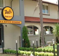 Zed's At The Inn - Northern Rivers Accommodation