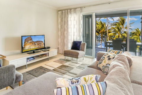 Island Views - Northern Rivers Accommodation 4