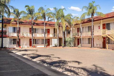 Econo Lodge Griffith Motor Inn - Northern Rivers Accommodation 2