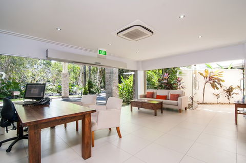 Mandalay Luxury Beachfront Apartments - Northern Rivers Accommodation 3