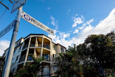 Sunset Island Resort - Northern Rivers Accommodation 1