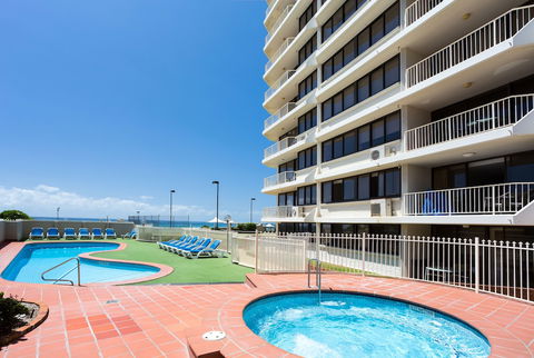 Breakers North Absolute Beach - Northern Rivers Accommodation 2
