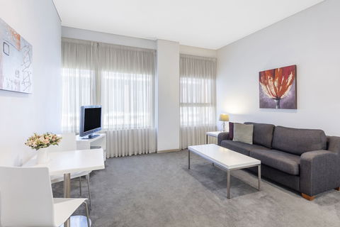 Riverside Apartments Melbourne - Northern Rivers Accommodation 5