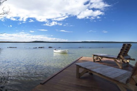 Eumarella Shores Noosa Lake Retreat - Northern Rivers Accommodation 0