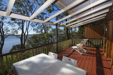 Eumarella Shores Noosa Lake Retreat - Northern Rivers Accommodation 4