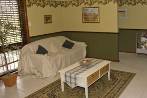Talga Vines Vineyard Escape - Northern Rivers Accommodation 6