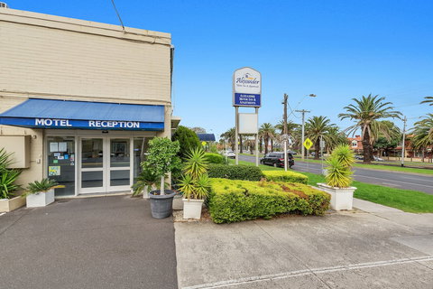 Alexander Motor Inn & Apartments - Northern Rivers Accommodation 0