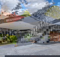 Cotswold Gardens - Northern Rivers Accommodation