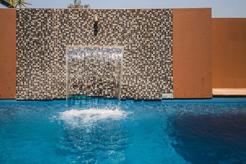 Rocky Resort Motor Inn - Northern Rivers Accommodation 6