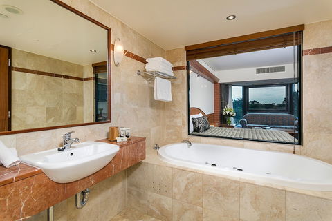 Arkaba Hotel - Northern Rivers Accommodation 3
