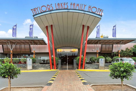 Quality Hotel Taylors Lakes - Northern Rivers Accommodation 3