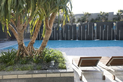 Mantra Circle On Cavill - Northern Rivers Accommodation 4