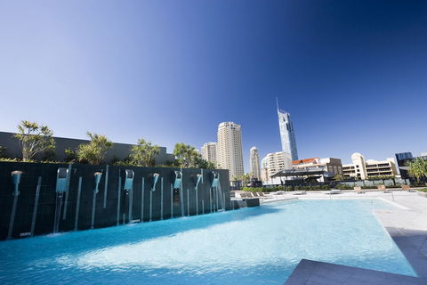 Mantra Circle On Cavill - Northern Rivers Accommodation 3