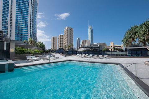 Mantra Circle On Cavill - Northern Rivers Accommodation 2