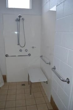 Penguin Seaside Motel - Northern Rivers Accommodation 4