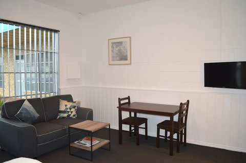 Penguin Seaside Motel - Northern Rivers Accommodation 5